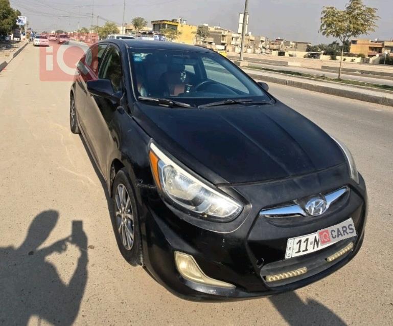 هیۆندای ئەکسنت هاچباک